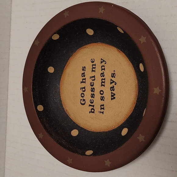 Adorable Primitive Wood Bowl - Picture 16 of 16